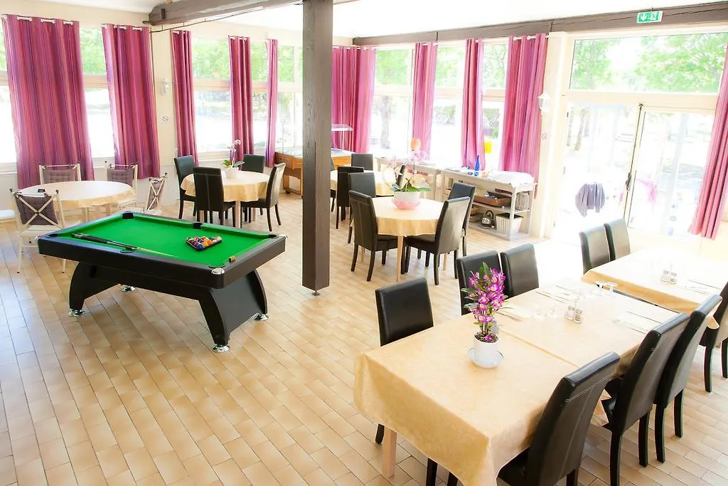 Hotel Restaurant Les Lavandins